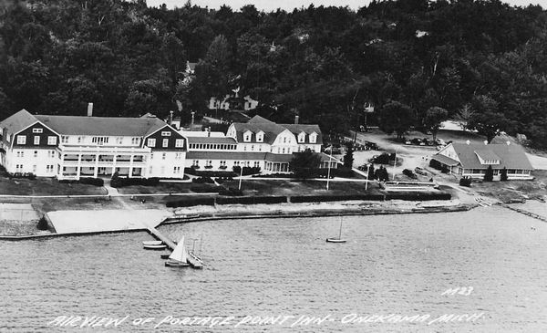 Portage Point Resort (Portage Point Inn) - Vintage Postcard